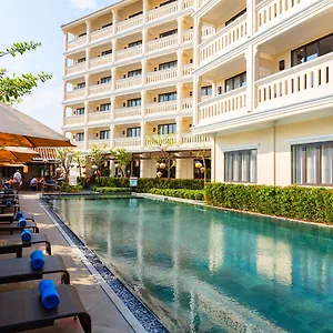 Wyndham Garden Cua Dai Отель Хойан