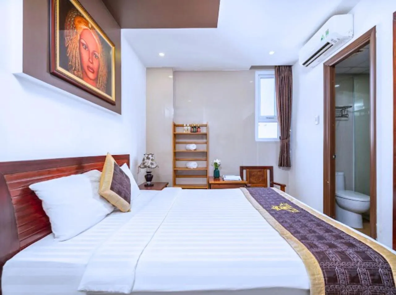 Dubai Hotel Дананг