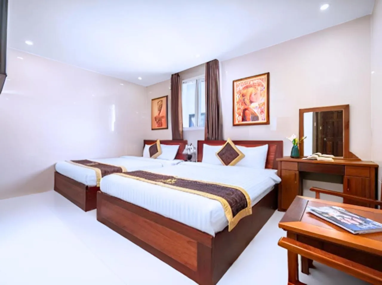 Dubai Hotel Дананг 3*,